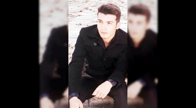 18 yaşlı oğlan dostunun avtomobilində zarafatın qurbanı oldu – VİDEO