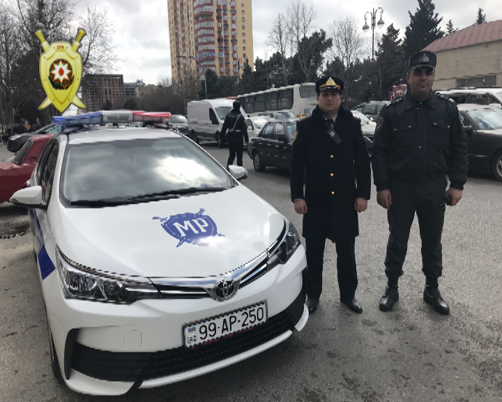 Günün günorta çağı qadını qarət etdilər – Polislər qarşısını aldı - FOTO