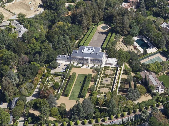 Ən bahalı malikanə satılır - FOTO