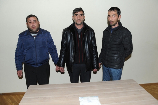 Avtomobildən narkotika çıxdı: 200 qram tiryək və 20 qram heroin - FOTO