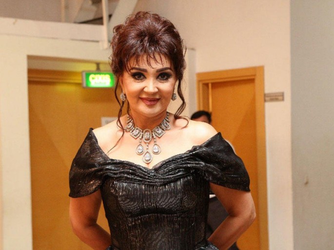 Nazpəriyə 350 min ödənildi