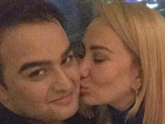 Azyaşlı qızları fahişəliyə cəlb edib stilist həbs edilib