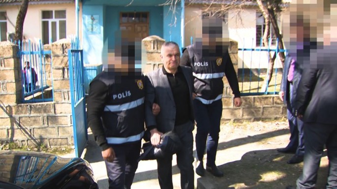 Polisdən xüsusi əməliyyat: Nazirlik rəsmisinin rəhbərlik etdiyi mütəşəkkil dəstə zərərsizləşdiril - FOTO