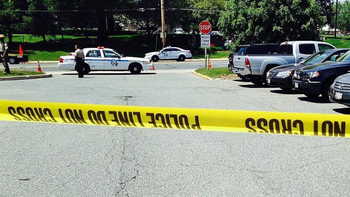 Sürücü qəsdən piyadaları vurdu: 6 yaralı - VİDEO