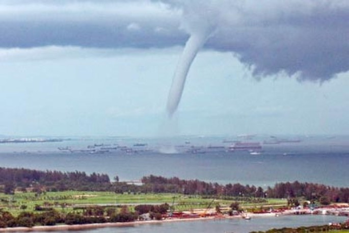 Cənubi Koreyaya qasırğa XƏBƏRDARLIĞI!