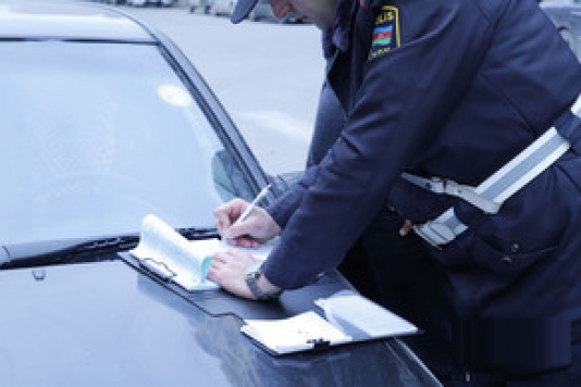 Ötən gün qayda pozan 7916 sürücü cərimələnib