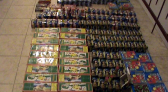 Avtomobildən 920 qutu pirotexniki vasitə müsadirə olundu