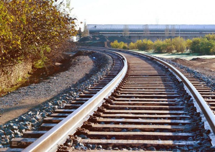 Gəncədə qatar adamı vuraraq öldürüb