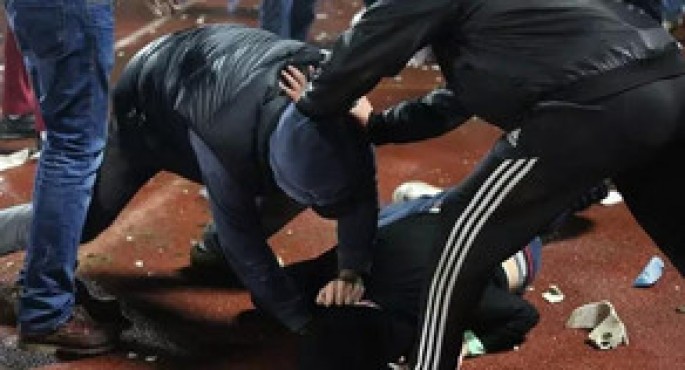 Bakıda kütləvi dava olub, bıçaqlananlar var