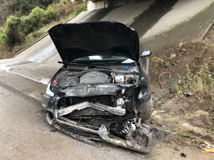 Hakim partiya nümayəndəsinin sürücüsü qəza törətdi: 4 nəfər xəsarət alıb - FOTO