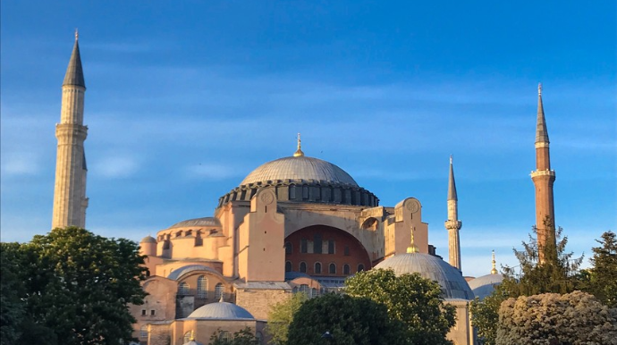 Türkiyədə karantin rejimi qismən sərtləşdirilir