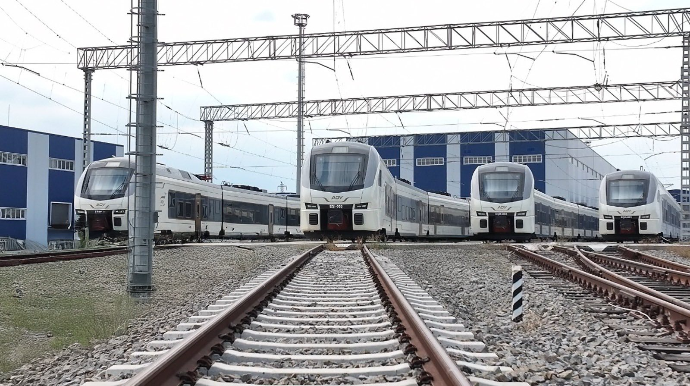 Dəmir yolunda yenilik - Ucar-Hacıqabul hissəsi dəyişən cərəyana keçdi - FOTO 