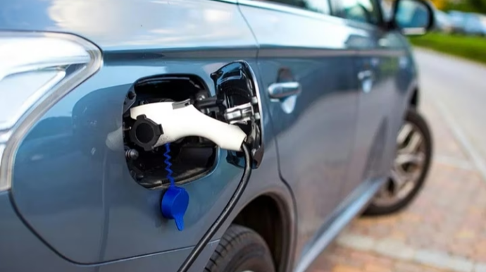 Elektromobillərin yaydığı elektromaqnit dalğaları təhlükəlidir? - ARAŞDIRMA 