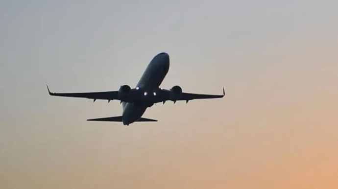 Azərbaycan Əmmana müntəzəm aviareyslərin təşkili imkanlarını nəzərdən keçirir