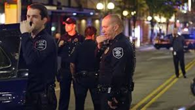 АBŞ-da məktəbdə atışma baş verib, 10 nəfər ölüb