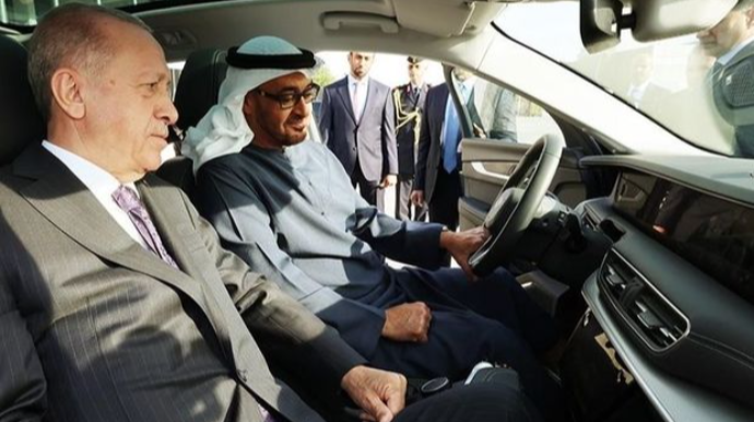 Ərdoğan BƏƏ prezidentinə “Togg”u göstərdi   - VİDEO