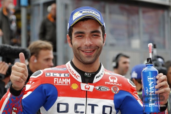 MotoGP İtaliya Qran-Prisində Petruççi kəskin mübarizədə qalib gəlib
