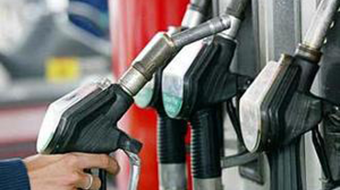 Böyük Britaniya benzin defisiti riski ilə üzləşib