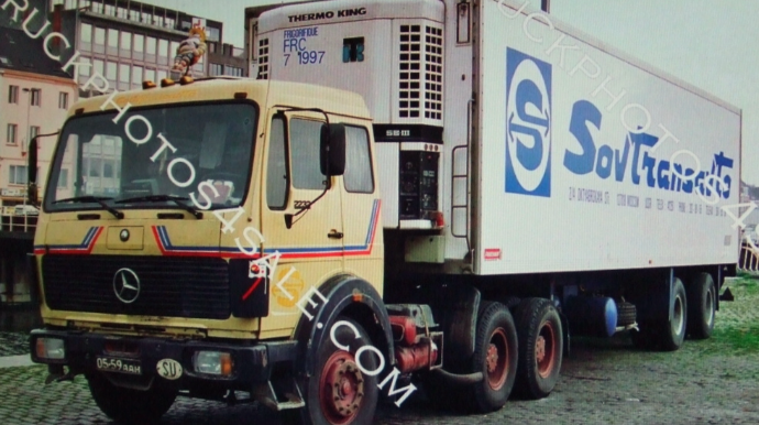 50 il əvvəl azərbaycanlılar xaricə BELƏ NÖMRƏLİ avtomobillərlə gedirdilər - FOTO