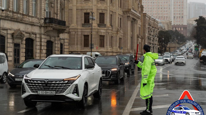 DYP yağıntılı hava ilə bağlı hərəkət iştirakçılarına xəbərdarlıq edib 