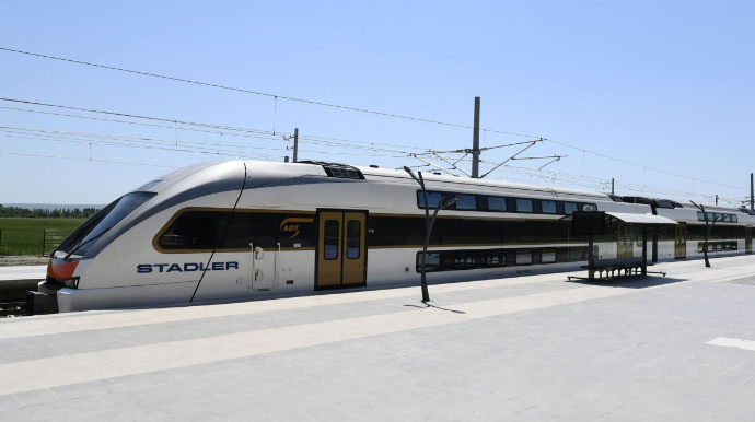 Bakı-Sabunçu-Bakı marşrutu üzrə əlavə qatar təyin edilib 