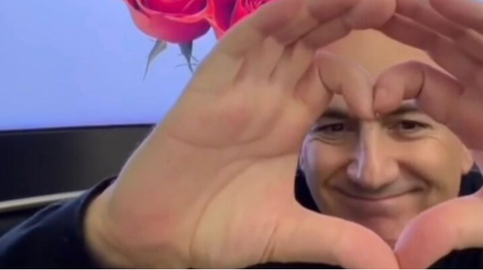 Paşinyandan 8 Mart təbriki - Annanı yada salmadı - VİDEO 