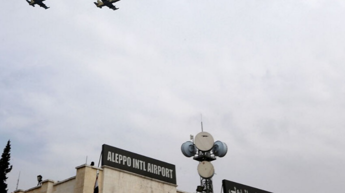 İsrail HHQ Hələb hava limanına zərbələr endirib