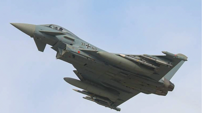 Almaniya qırıcıları Rusiya təyyarəsinə görə havaya qaldırıldı 