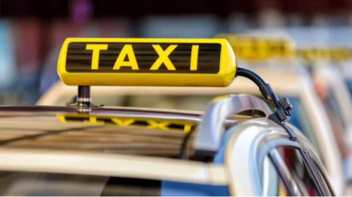 Sevgilisini taksinin içərisində döyən şəxsə HÖKM OXUNDU 