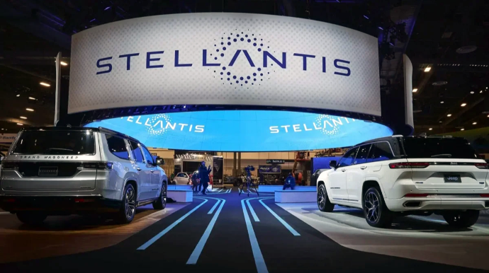 Концерн Stellantis отзывает 80 000 автомобилей в Германии из-за риска возгорания 