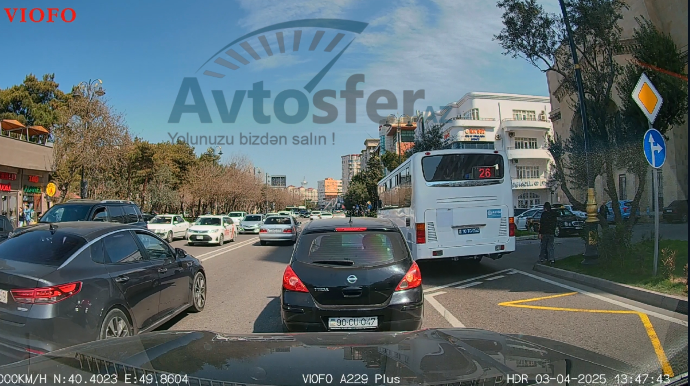 Qanunun tələblərinə cavab verməyən avtobus zolaqları - QƏZALAR BAŞ VERİR - VİDEO