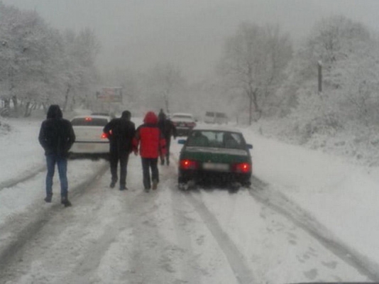 Muğanlı-İsmayıllı yolunda hərəkət iflic oldu