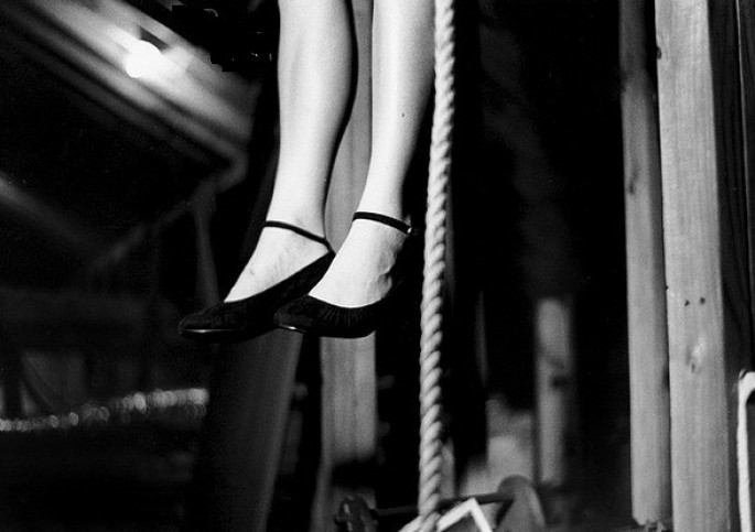 21 yaşlı qız intihar edib - Şəkidə