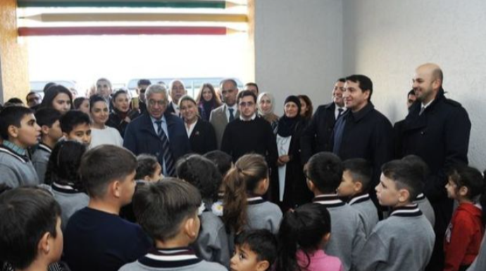 Hikmət Hacıyev və diplomatların Zəngilan məktəbliləri ilə səmimi söhbəti  - VİDEO