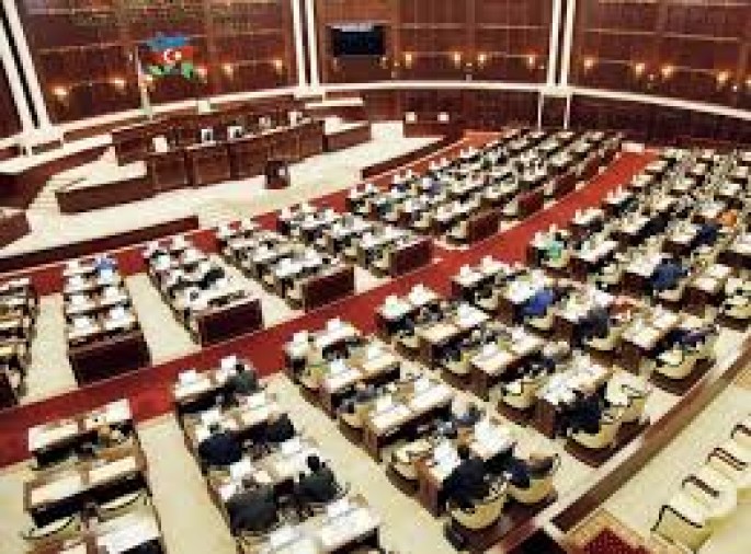 Milli Məclisin plenar iclası başlayıb