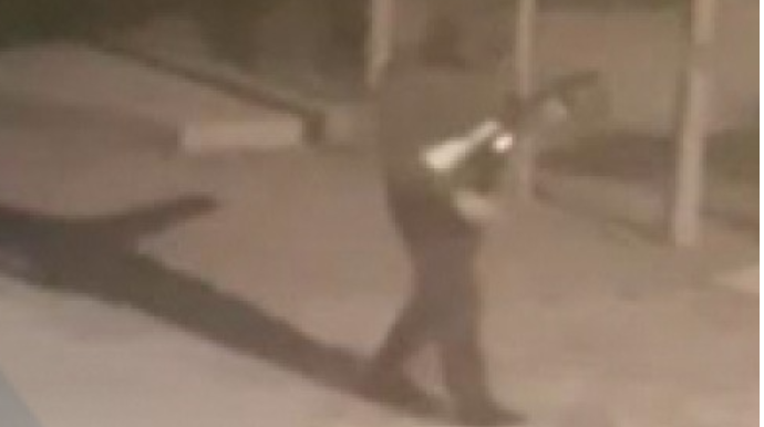 Sumqayıtda evə silahla hücum edən şəxsin FOTOSU 