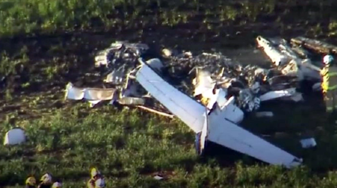 Təyyarə qəzaya uğrayıb, ölənlər var 