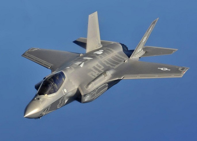 Yaponiyada yoxa çıxan F-35 qırıcısının hissələri tapılıb