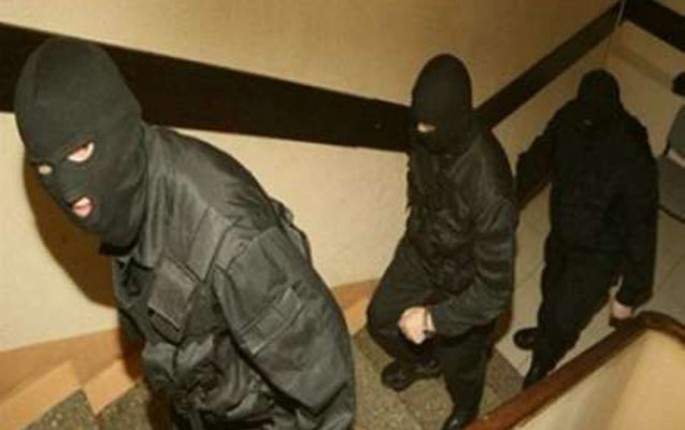 İnternetdə tanış olduğu qadının tələsinə düşdü - Bakıda quldurluq