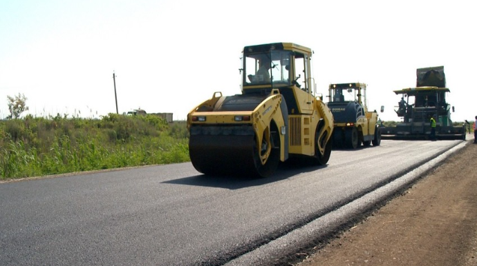 Bakıda yol tikintisinə 2 milyon manat ayrıldı