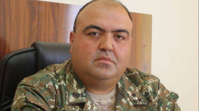 Ermənistanda biabırçılıq: “Qəhrəman” polkovnikin əvəzinə başqasını basdırıblar 