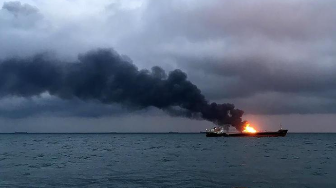 Rusiya gəmisi yandı: itkin düşənlər var 