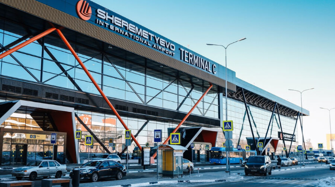 Moskvada təyyarə təcili eniş etdi 