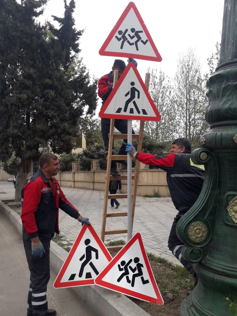 DYP: Yol nişanları yeniləri ilə əvəzlənir - FOTO