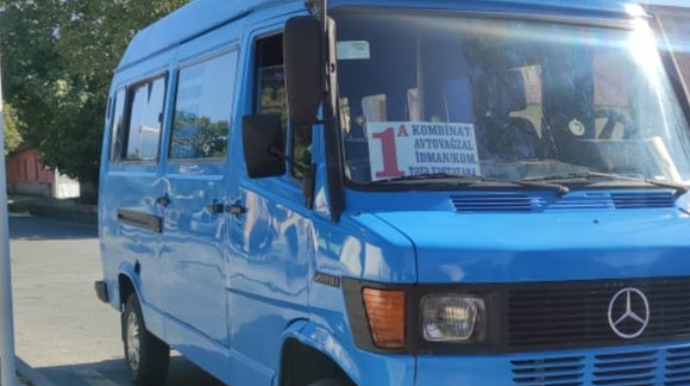 Şəkidə mikroavtobus piyadanı vurub öldürdü  - FOTO