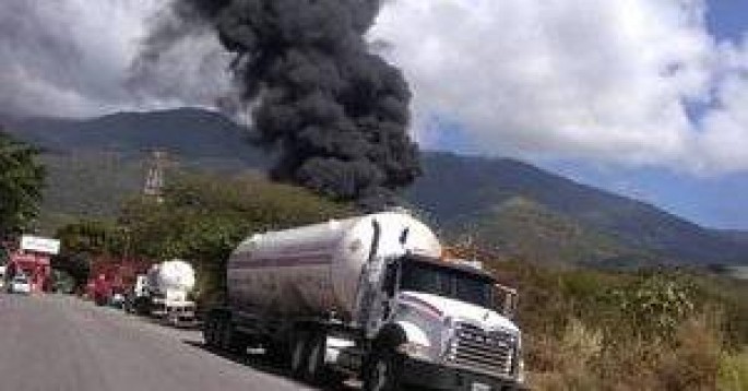 Yanacaq doldurma məntəqəsində partlayış