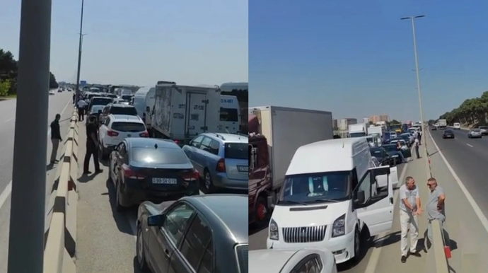Bakı–Sumqayıt yolunda qəza sıxlıq yaratdı – Avtomobillər yoldan kənarlaşdırıldı 