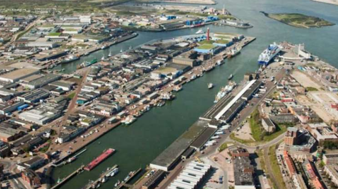 Avropanın ən böyük limanı Rusiya ilə müharibəyə hazırlaşır