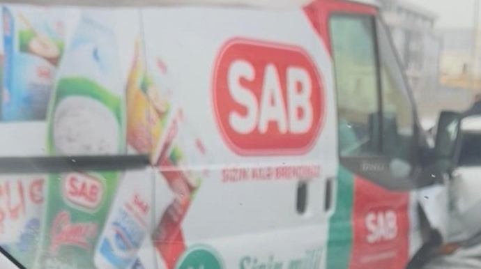 "SAB"ın maşını Bakıda qəza törətdi - FOTO