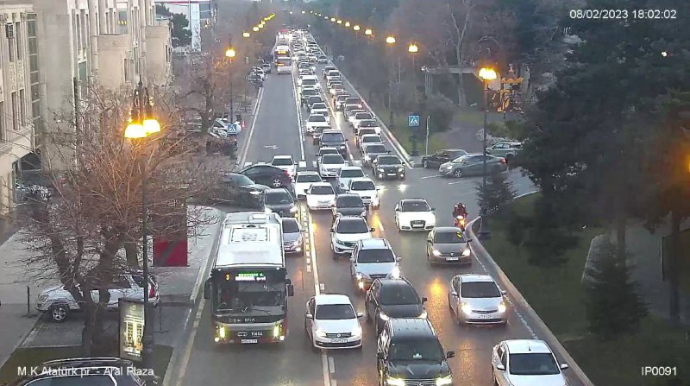 Bu yollarda SIXLIQ VAR   - FOTO